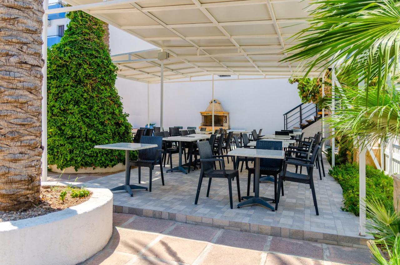 Simple Hotel Hersonissos Blue Exterior foto